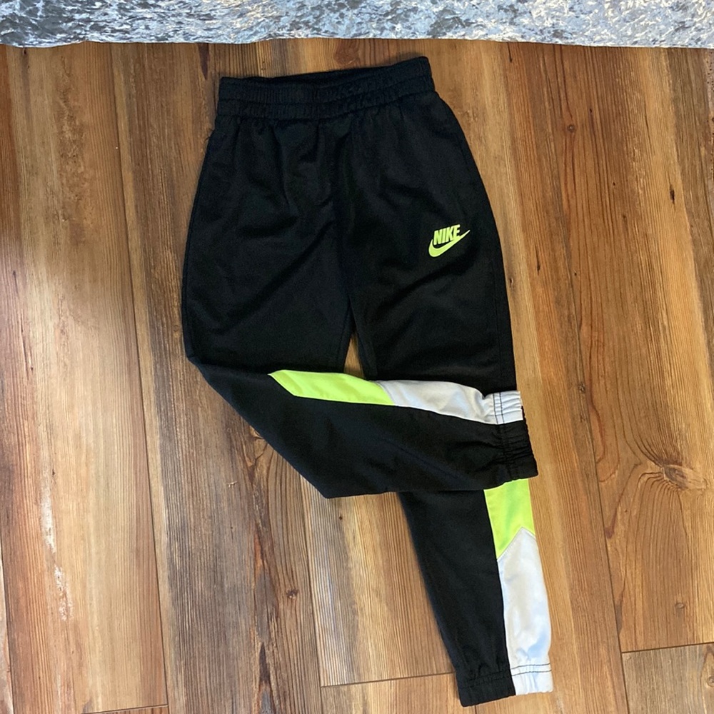 Nike 5-6 years boys sweatpants